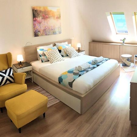 Unique Luxurious Jacuzzi Penthouse Duplex In City Center! 2 Baths! Free Parking! Sófia Exterior foto